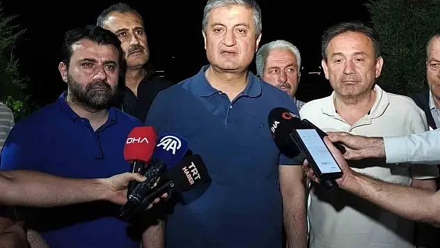 Vali Yavuz: 'Yangınlar Nedeniyle 14 Köy Tahliye Edildi, 613 Hane Boşaltıldı'