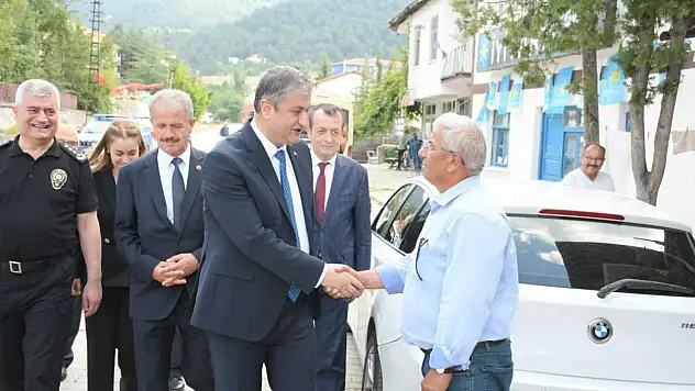 Vali Yavuz Ovacık'ta Esnaf ve Vatandaşı Dinledi