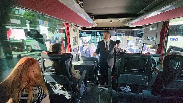 Vali Yavuz Tatilcileri Terminalden Uğurladı