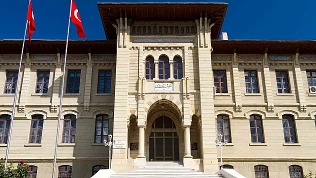 Valilik Duyurdu: YÖKDİL Sınavı Günü Nüfus Müdürlüğü Açık Olacak