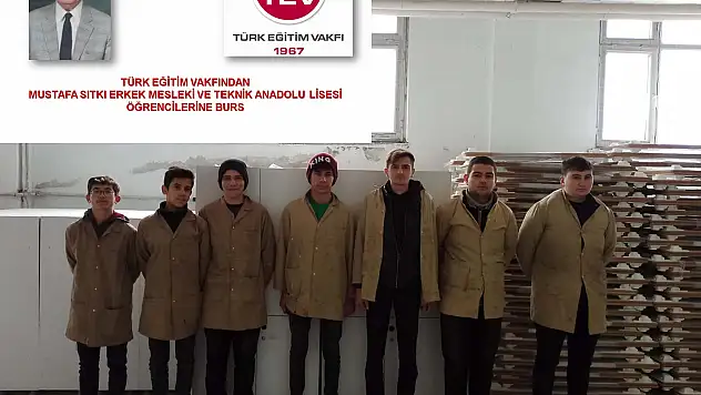 Vasiyetleri her yıl öğrencilere burs oluyor