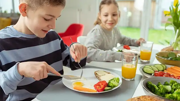Veliler dikkat! Çocuğunuzu okula kahvaltısız göndermeyin