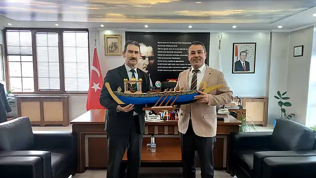 Vergi Dairesi Müdürü Sel'den Başkan Demir'e Veda Ziyareti