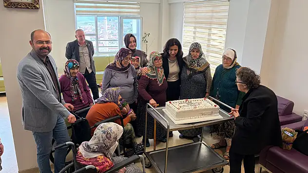 Volkan Kavaklıgil'den Anneler Günü'nde Büyüklere Ziyaret