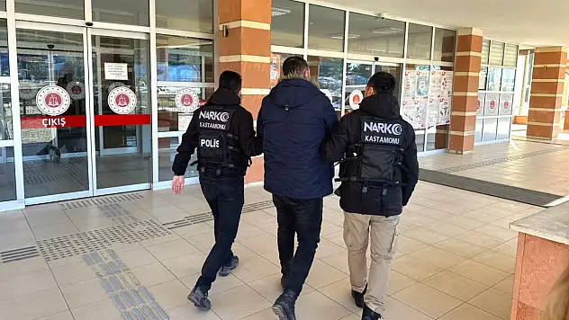 Yakayı Ele Verdi!