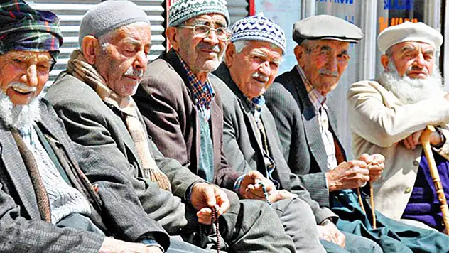 Yaşlanmaya devam ediyoruz