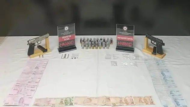 Yatak Altındaki Uyuşturucuya Tahliye