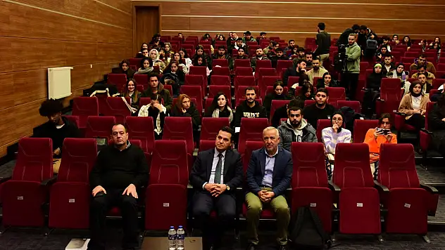 Yazar Aydın Ünal: 'Onlara Sadece Ölüm Şeklini Seçme Hakkı Verildi'