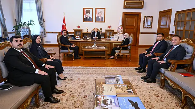 Yeni Kaymakamlar Vali Meftun Dallı'yı Ziyaret Etti