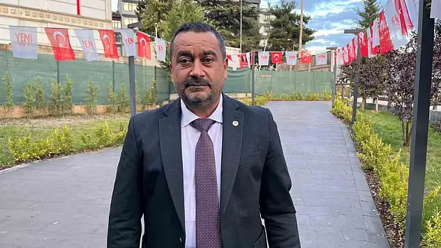 Yeni Parti'de Erdal Demir sandıktan zaferle çıktı