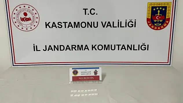 Yeşil Reçeteyle Aldığı İlaçları Satarken Yakalandı!