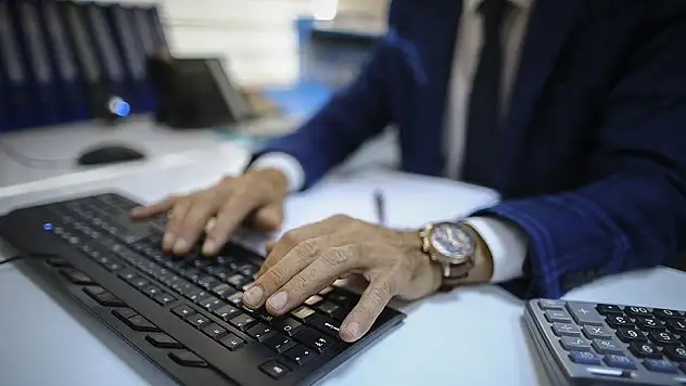 YÖK'e Sözleşmeli Bilişim Personeli Alınacak