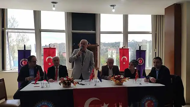 Yol-İş, 1 Mayıs'ı kutladı