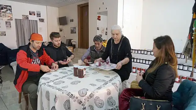 Yöresel Ürünlere Değer Katıyorlar