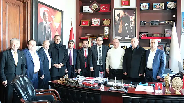 YRP'den İnebolu Belediye Başkanı Engin Uzuner'e Ziyaret