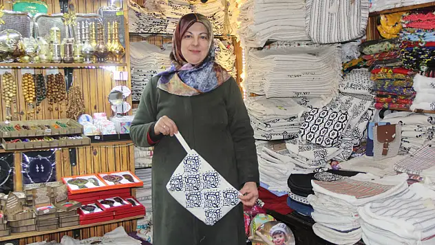 Yüz Yıllık Dokumalar Günümüzle Buluşuyor