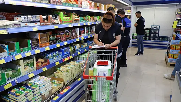 Zabıta Ekiplerinden Zincir Marketlere Sıkı Denetim