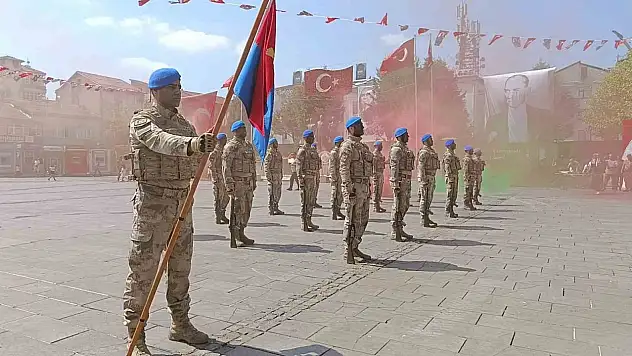 Zafer Coşkusunda Gösteriler Alkış Topladı