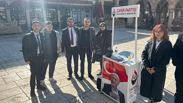 Zafer Partisi Nasrullah'ta Stant Açtı