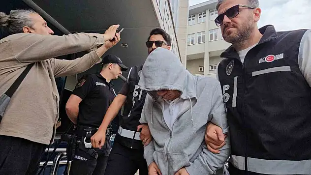 Zonguldak merkezli rüşvet ve yasa dışı kürtaj operasyonunda 11 şüpheli adliyede