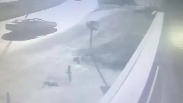Zonguldak'ta 6 Kişinin Yaralandığı Kaza Güvenlik Kamerasına Yansıdı