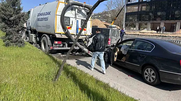 Zincirleme Kazada 4 Kişi Yaralandı