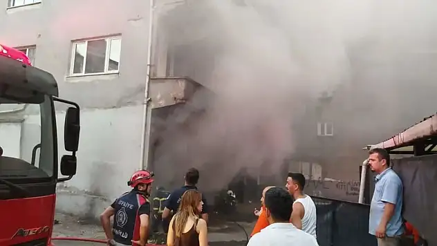 Zonguldak'ta boş binanın bodrum katında yangın