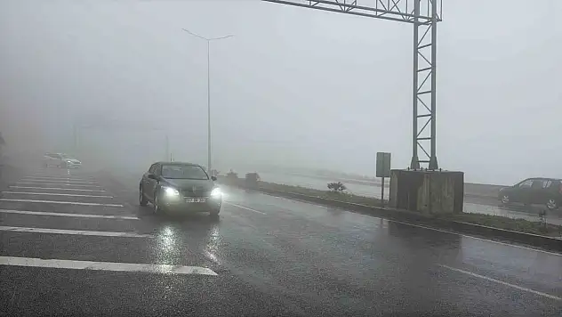 Zonguldak'ta Etkili Olan Sis Görüş Mesafesini Düşürdü