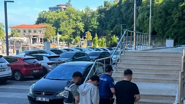 Zonguldak'ta fuhuş operasyonunda 2 tutuklama