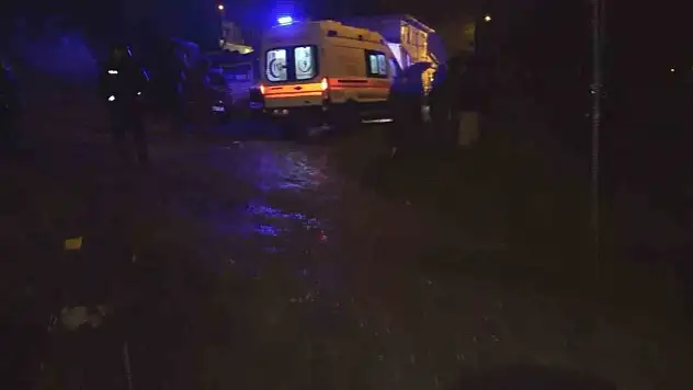 Zonguldak'ta heyelan: Ev toprak altında kaldı