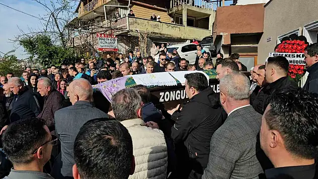 Zonguldak'ta 14 Yaşındaki Çağla Defnedildi