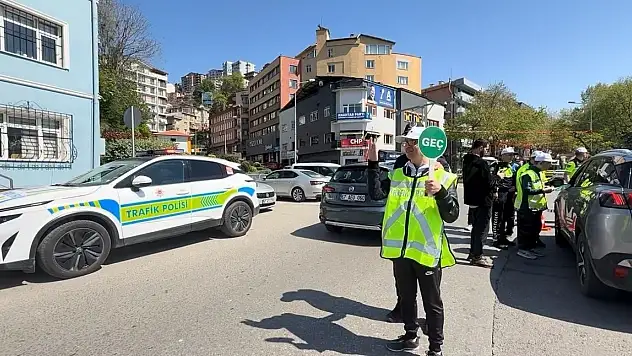 Zonguldak'ta Özel Bireylerden Trafik Denetimi