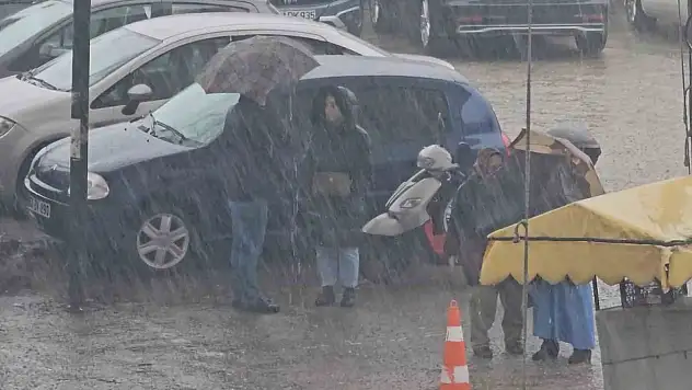 Zonguldak'ta Sağanak Yağış Sürprizi