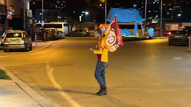 Zonguldak'ta Taraftarlar Galatasaray'ın Galibiyetini Kutladı