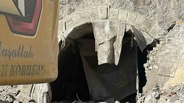 Zonguldak'taki yıkım alanında bulunan sığınak incelemeye alındı