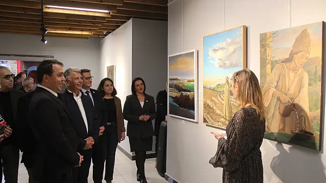 Cumhuriyet Sanatla Yaşatıldı