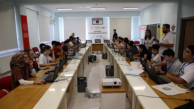'Dijital Kaşifler' Geleceğin Şehirlerine Yön Verecek