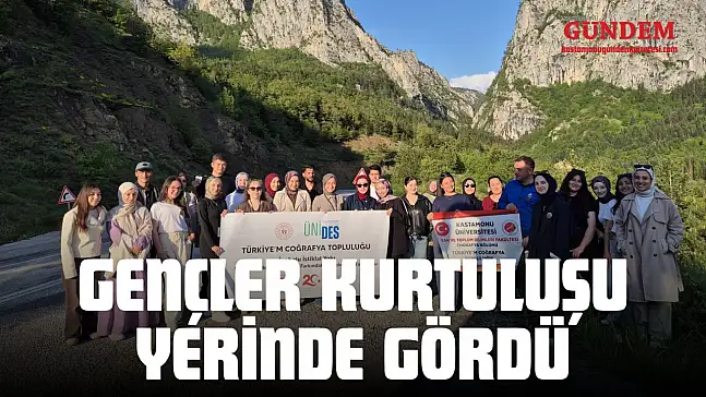 Gençler Kurtuluşu Yerinde Gördü