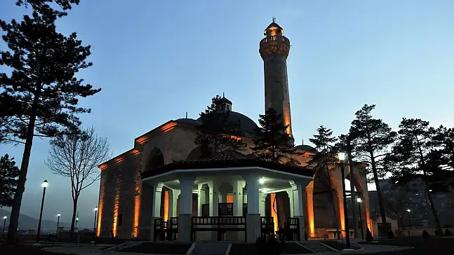İsmail Bey Külliyesi'nin Sırrı: 'Temelsiz Cami' Gerçekten Nasıl İnşa Edildi?
