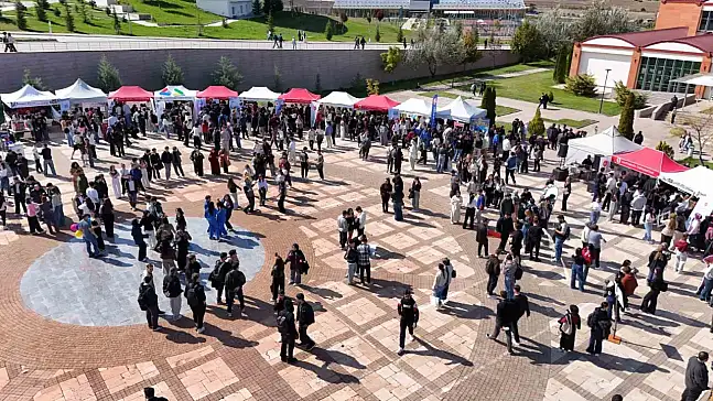 KÜ'de 'Öğrenci Toplulukları Tanıtım Günleri' Devam Ediyor