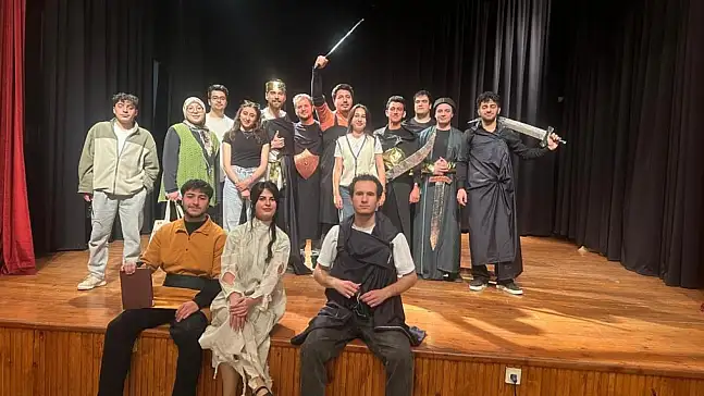 Öğrenciler Tarih Ve Arkeolojiyle Buluştu