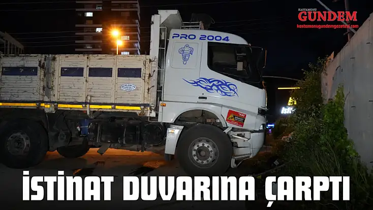 Direksiyon Başında Fenalaşan Sürücü, İstinat Duvarına Çarptı