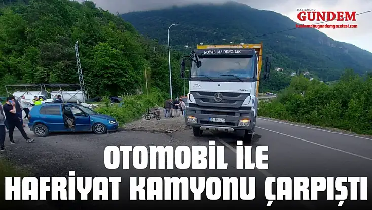 İnebolu’da Otomobil İle Hafriyat Kamyonu Çarpıştı