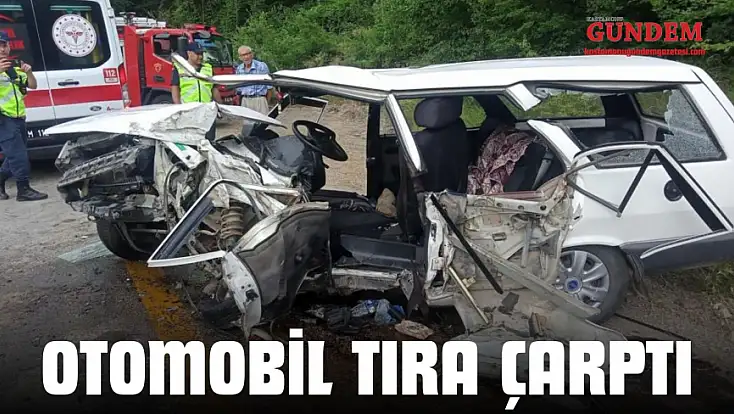Otomobil Tıra Çarptı