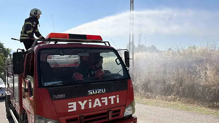 Çorum'da otluk alanda çıkan yangın söndürüldü