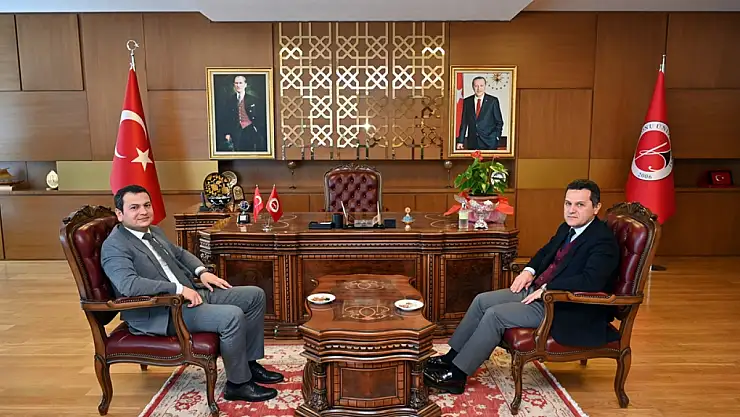 İbrahim Hatipoğlu'ndan Rektör Topal'a Ziyaret