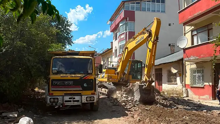 Muhacir Sokak'ta Parke Çalışması Başladı