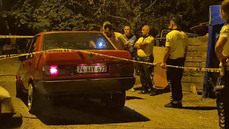 Polisten kaçan ehliyetsiz sürücü akrabasına çarptı: 2 yaralı