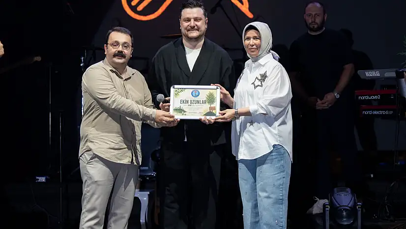 Abana'da Ekin Uzunlar Rüzgarı