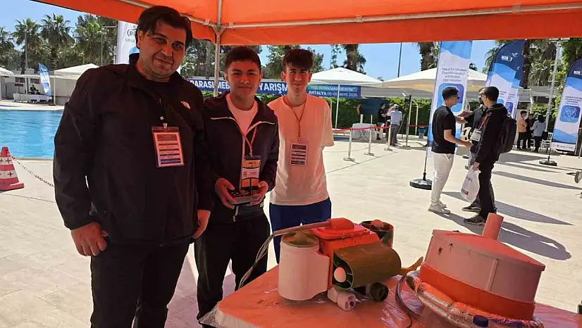 Bolu'da Öğrencilerin Tasarladığı Su Altı Robotu 'SAR-14' Beğeni Topladı